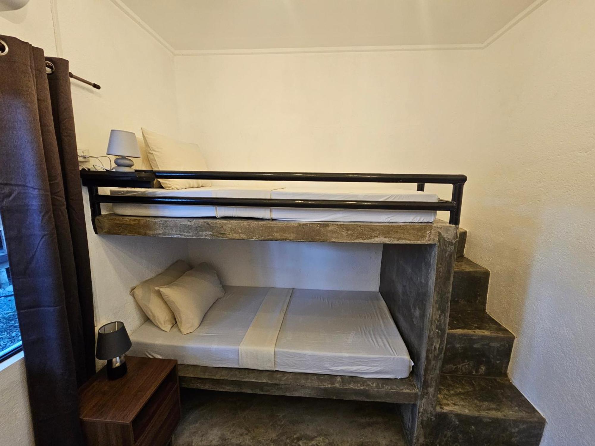 Crazy Bears Hostel Moalboal Luaran gambar
