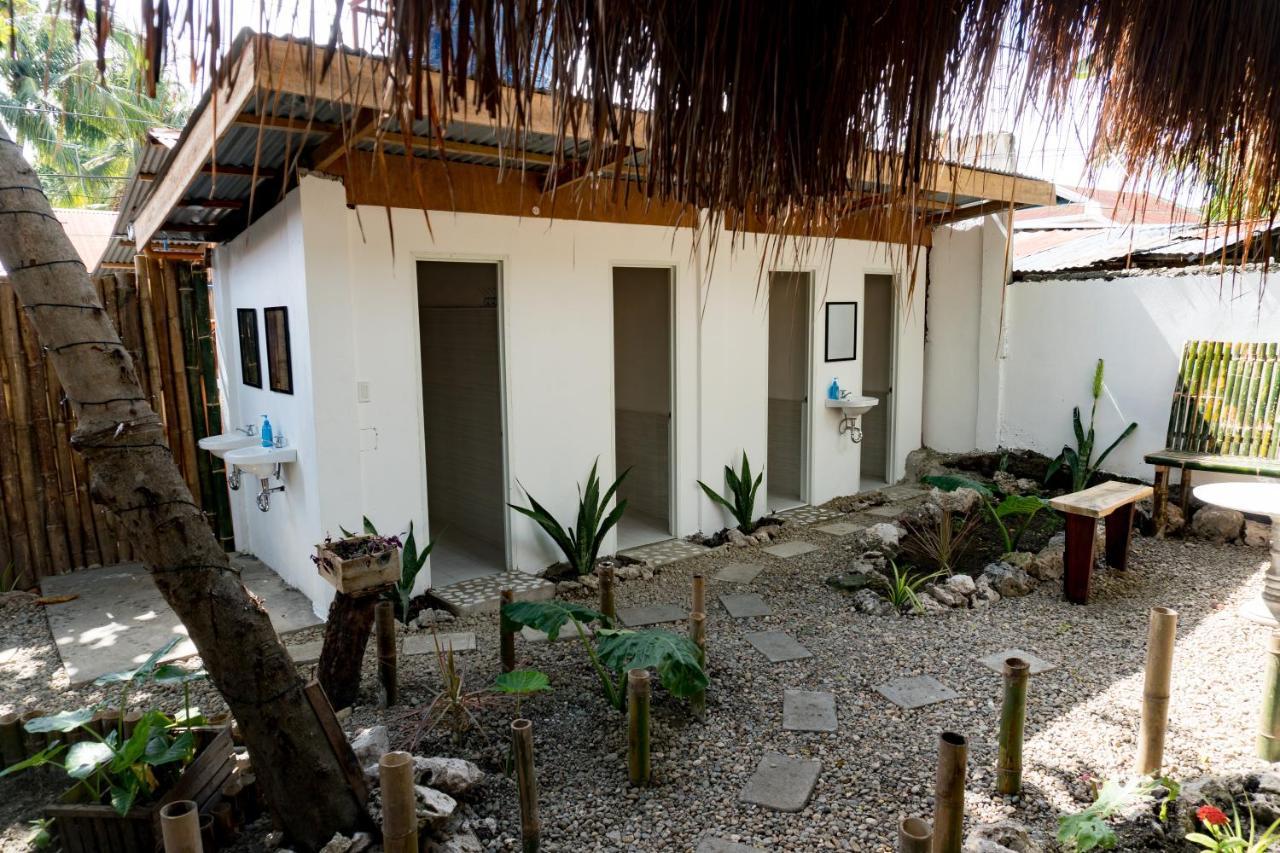 Crazy Bears Hostel Moalboal Luaran gambar